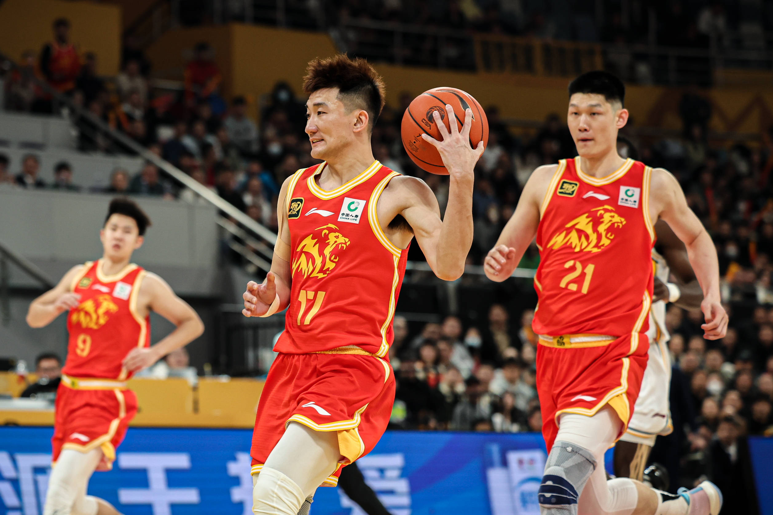 pm体育官网关于清晨广厦男篮调整名单以备NBA季后赛,调整名单环节打磨,震撼外界,赛季目标并未改变的信息