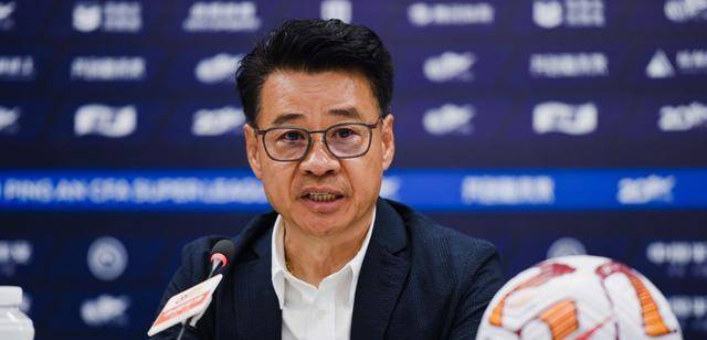 pm体育官方app风云突变上海申花窗口期官宣签约，意甲版图或变，话题不断，资深球员宣示担当的简单介绍