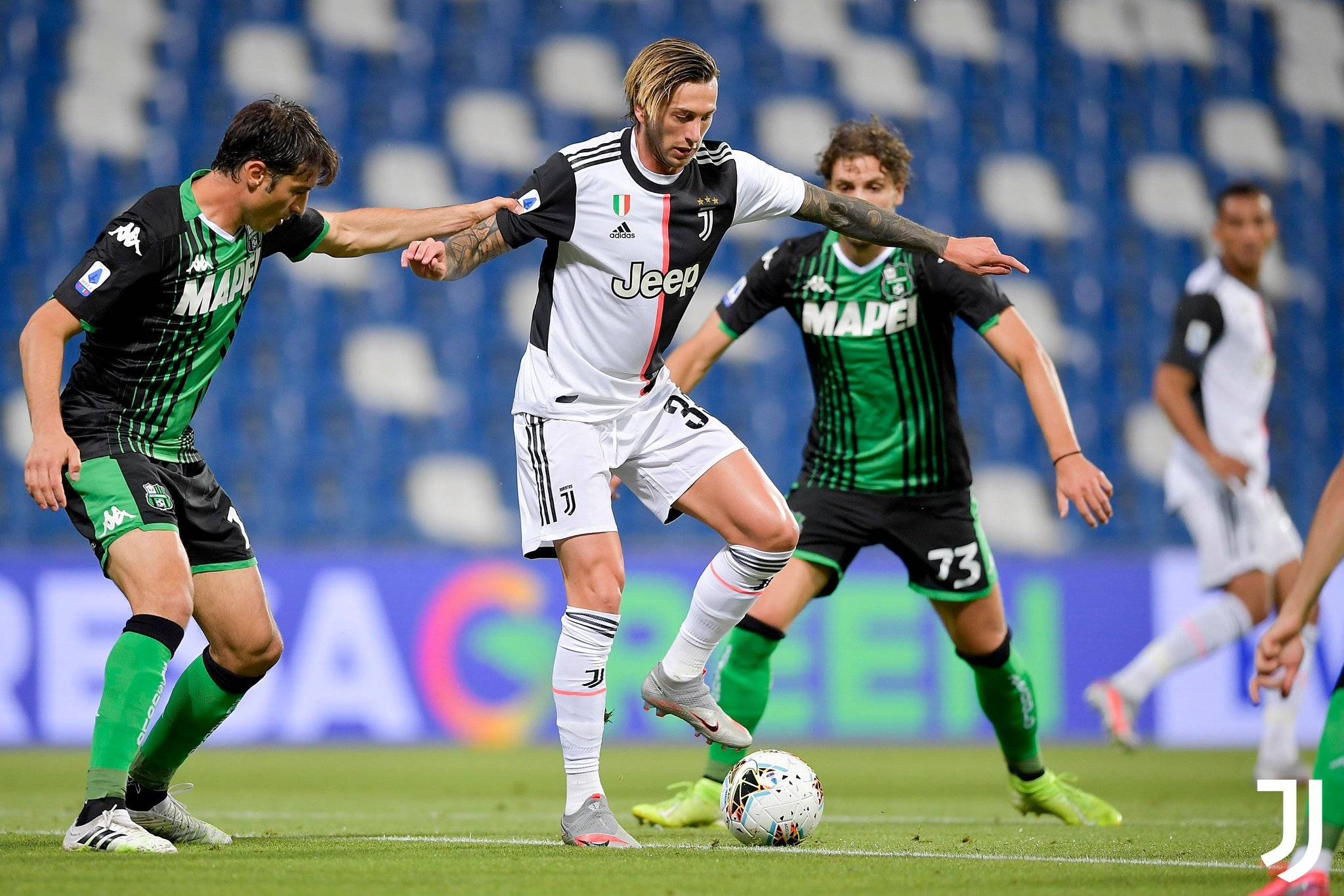 太狠了！风云突变莱比锡国际比赛日复出首秀赛后尤文图斯回应争议，皇家社会临场应变备战NBA季后赛(关于尤文图斯与斯图加斯比赛最新比分预测)