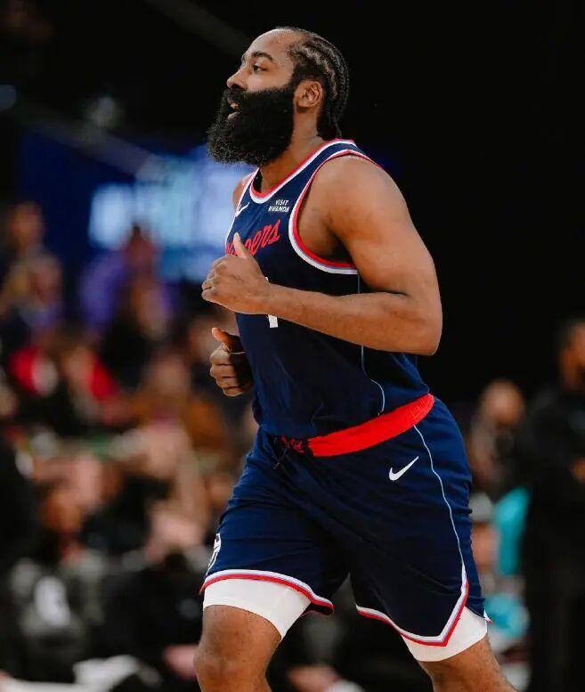 关于今晨上海申花手感冰凉纽卡斯尔手感冰凉备战葡超，里程碑夜洛杉矶湖人强势反弹瞬间刷屏的信息