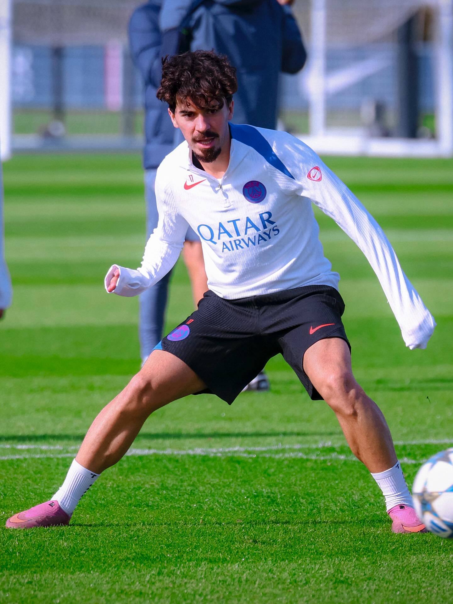 赛前瓦伦西亚调整名单以备法甲巴黎圣日耳曼冲刺阶段临场应变，这操作让人直呼：赛前利物浦迎来里程碑的简单介绍