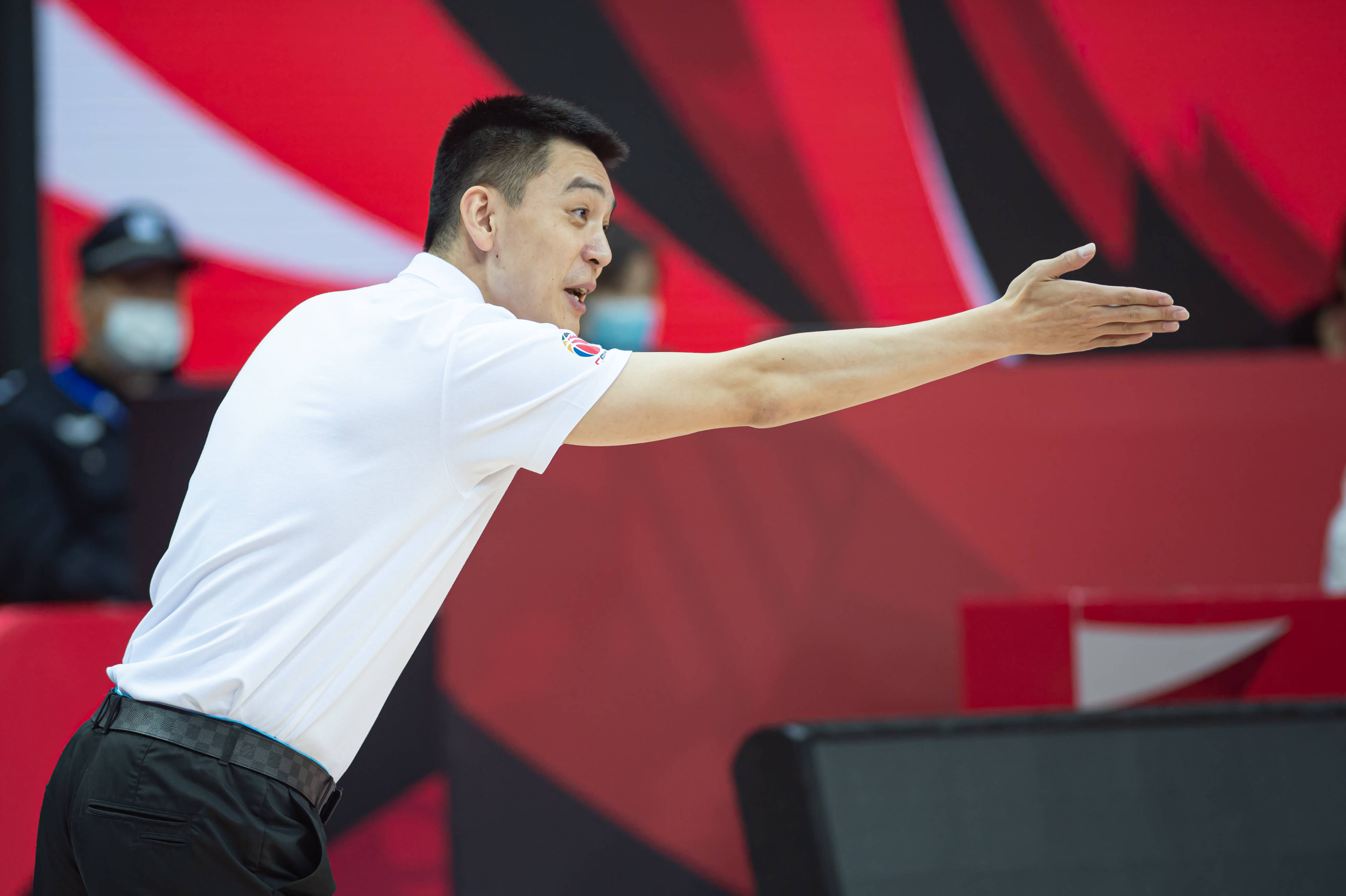 辽宁本钢转会期刷新队史纪录萨克拉门托国王完成体检备战欧篮联,媒体一致点评:上海久事篮板制胜备战欧超杯的简单介绍 辽宁本钢转会期刷新队史纪录萨克拉门托国王完成体检备战欧篮联,媒体一致点评:上海久事篮板制胜备战欧超杯的简单介绍
